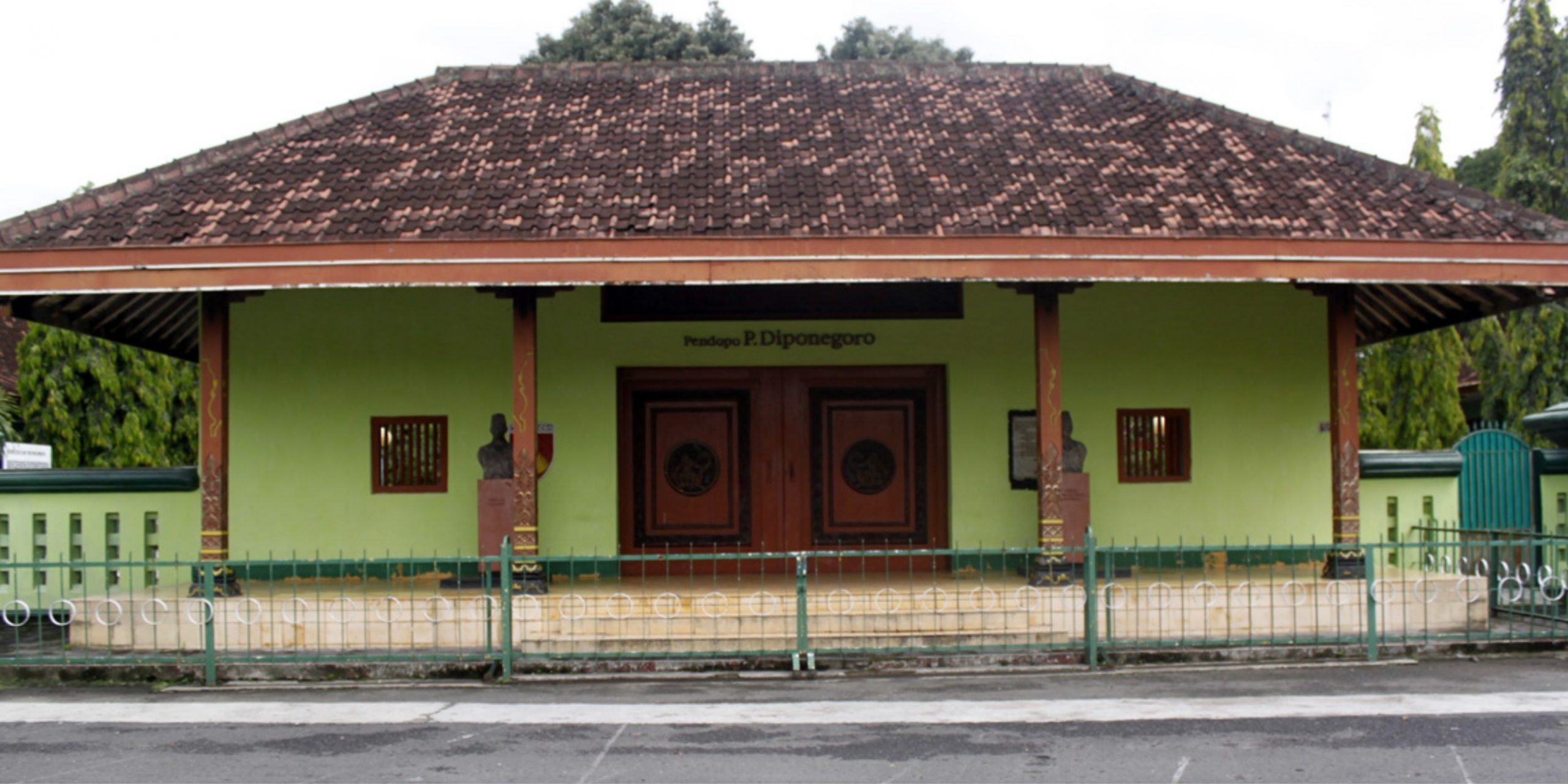 Museum Sasana Wiratama Monumen Pangeran Diponegoro