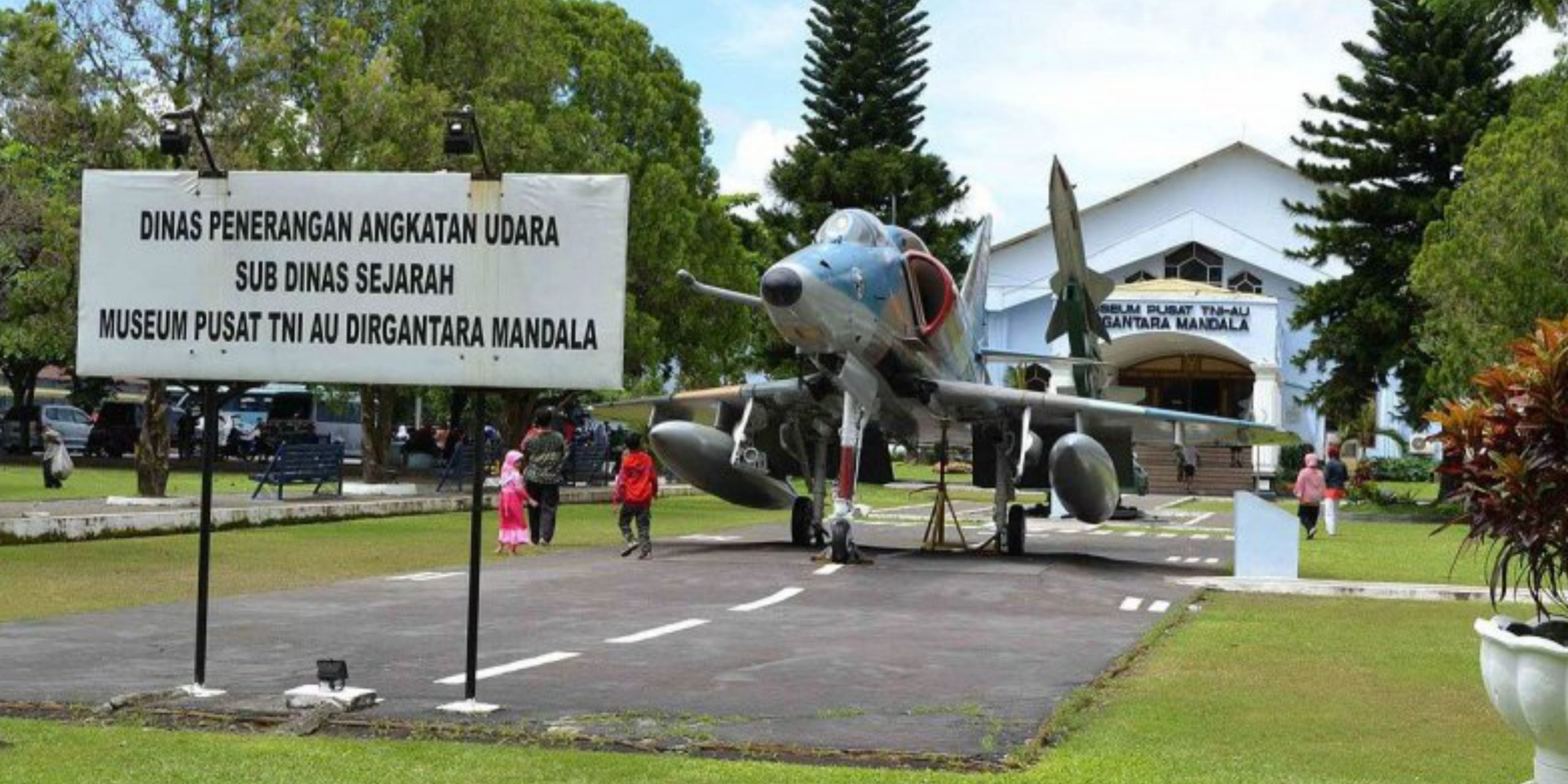 Museum Pusat Dirganthara Mandala TNI Angkatan Udara Yogyakarta